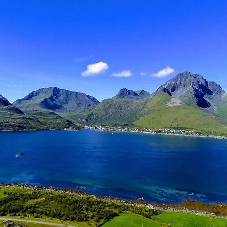 Well Equipped Big In Lofoten Gravdal (Vestvagoy)